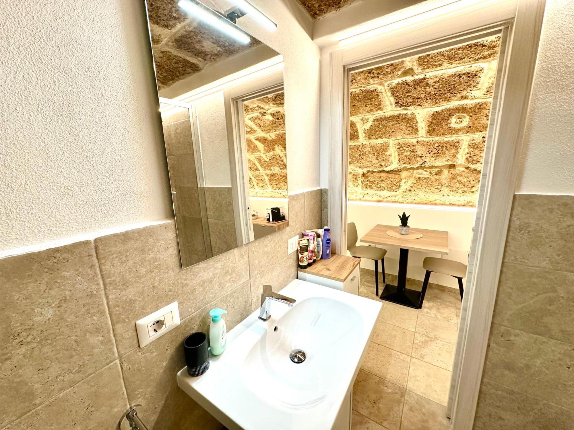 Poma De Casa - Carrer De Pa I Algua Appartement Alghero Buitenkant foto